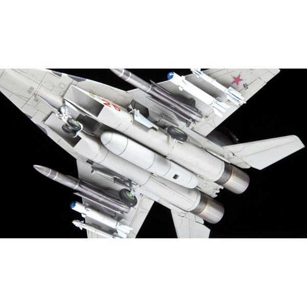 Zvezda 1:72 Russian Fighter MiG-29 SMT #7309 - De Heilige Koe Deventer