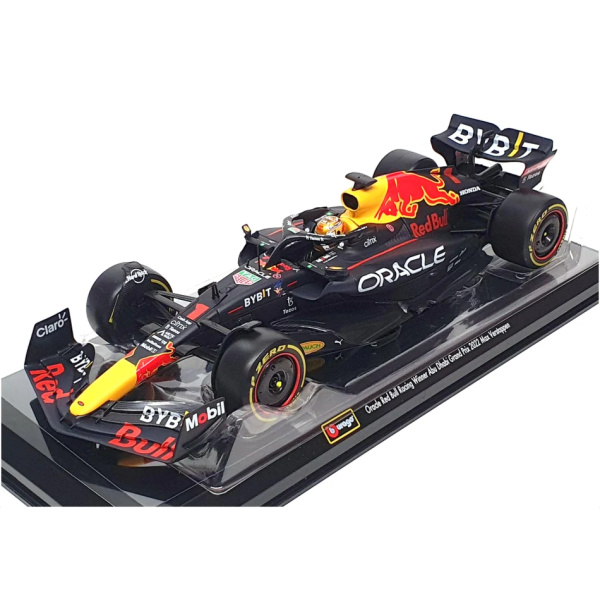 Red Bull Racing Oracle RB18 No.1 Winner Abu Dhabi GP 2022 M.Verstappen     B28026