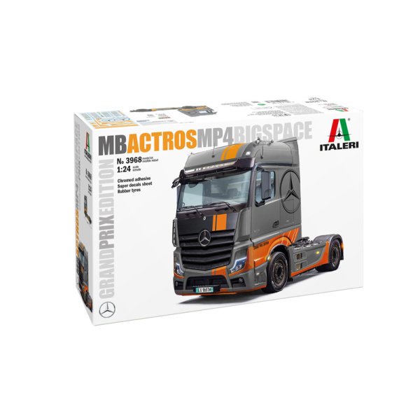 Italeri 1:24 MB Actros MP4 Big-Space  Grandprix Edition   IT3968